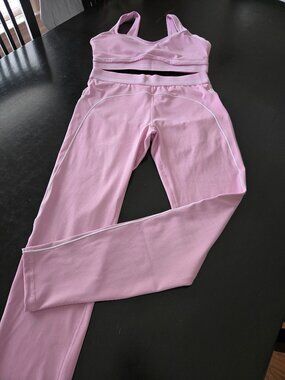 Light pink sports bra and leggings set